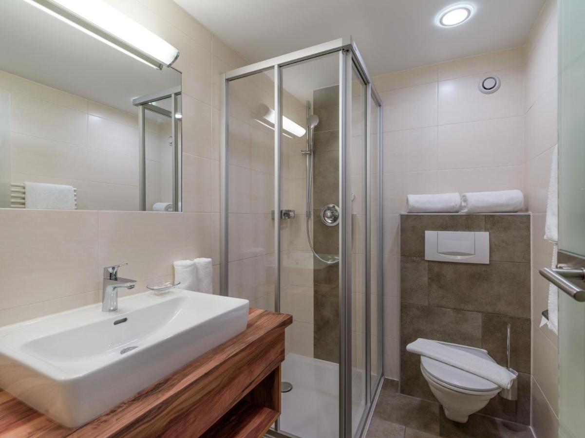 Hotel Koessler Tux Luaran gambar