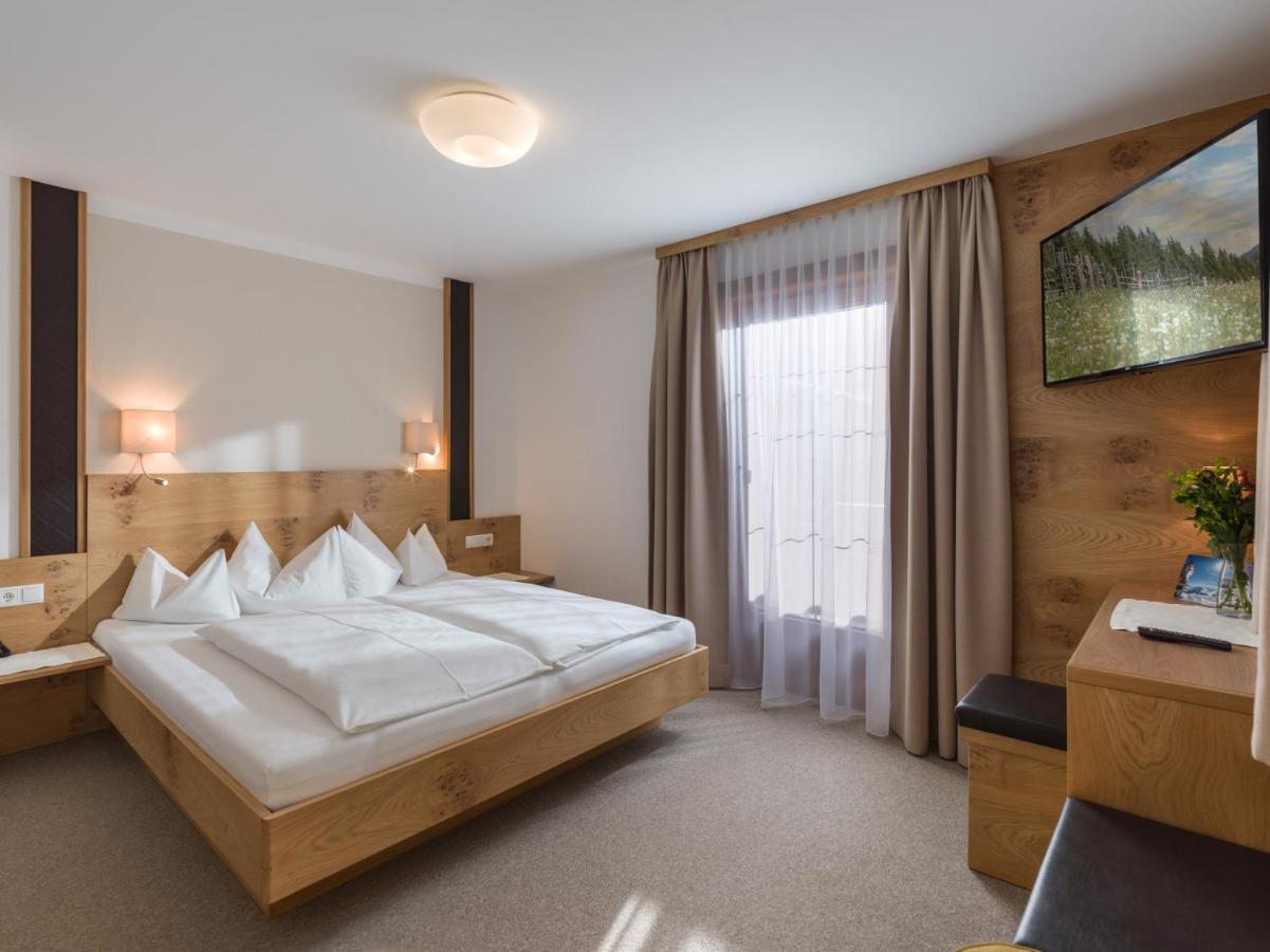 Hotel Koessler Tux Luaran gambar